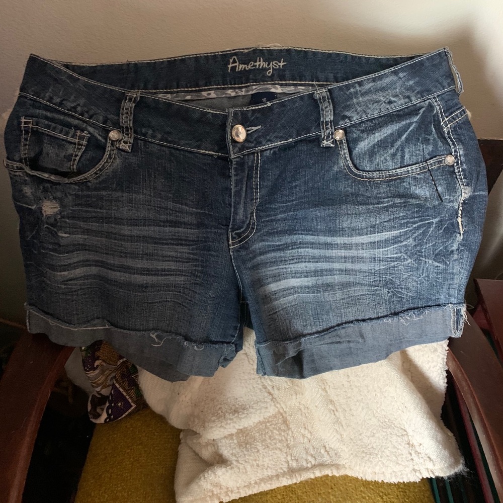 Jean shorts mid rise